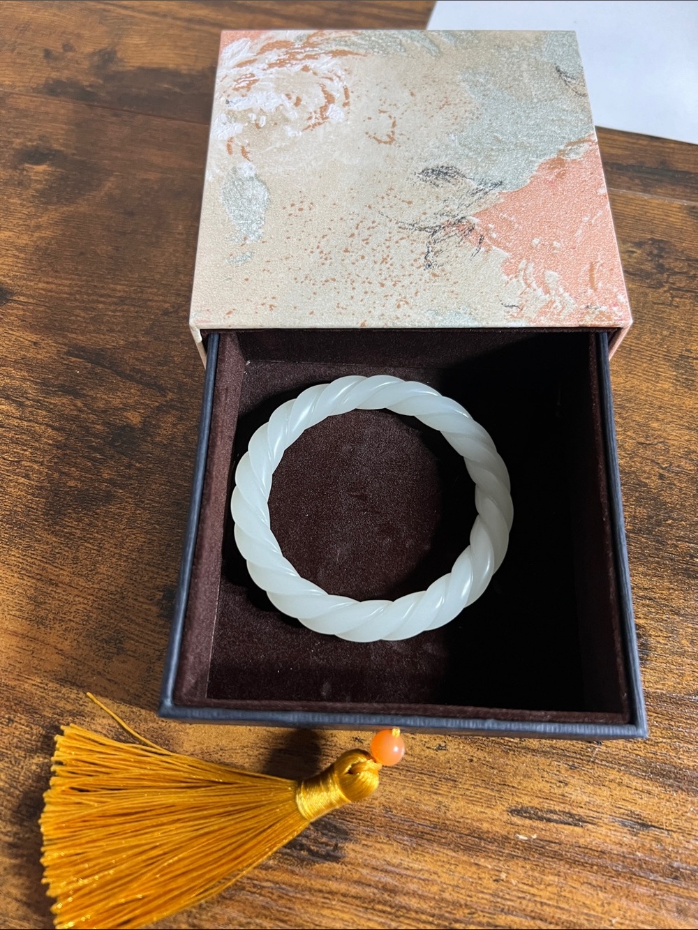 Elegant White Twisted Bangle Bracelet for Women
